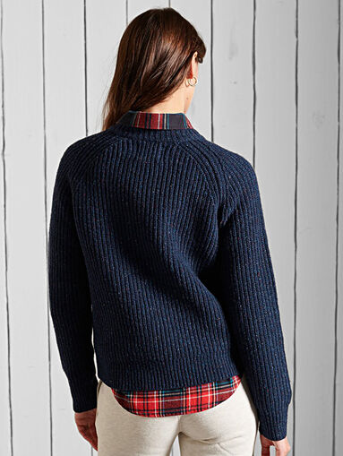 Ribbed sweater with crew neck - 3