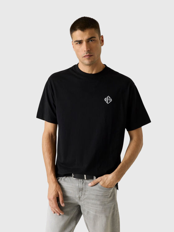 Тениска с овърсйаз кройка и бродерия - 1