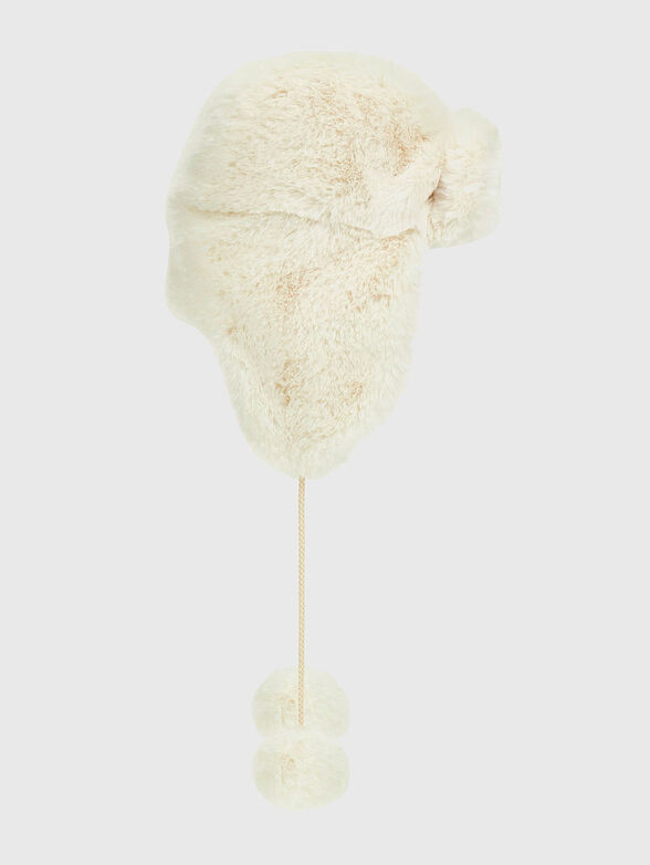 LARISSA hat made of soft texture - 2