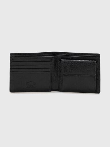 Leather wallet with a metal logo - 5