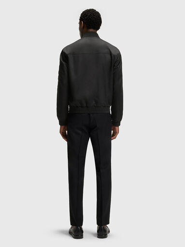 Beige jacket with pockets - 3