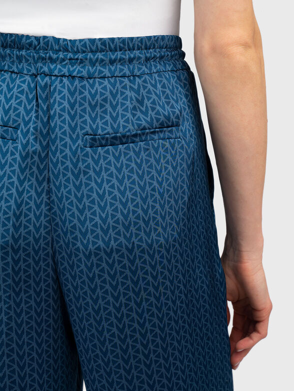 Satin pants with drawstring waist - 3