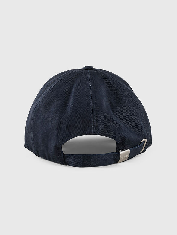 Baseball cap with 3D logo - 1