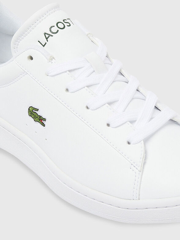 Sports shoes with logo - 4