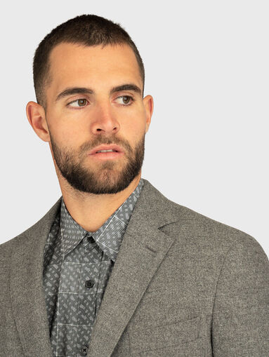 Jacket with notched lapel - 5