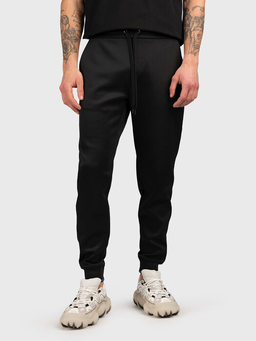 Sports joggers