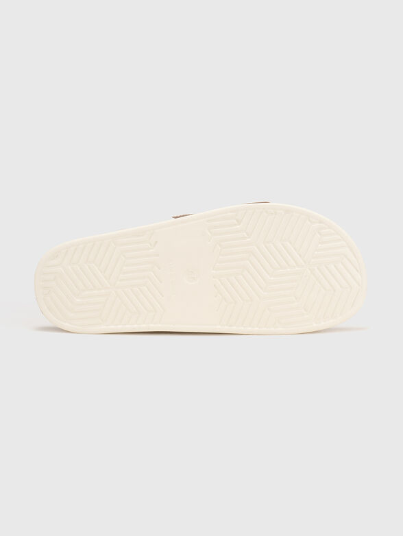 DAVEN slippers in black - 5