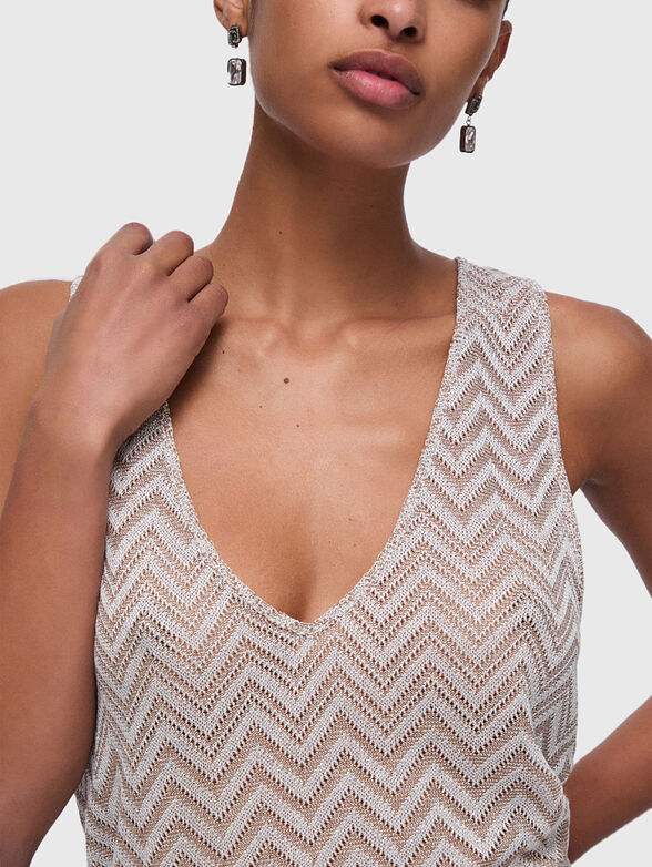 Knit top with V-neck - 4