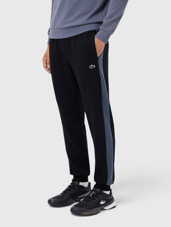 Sports pants with contrast trim - 1
