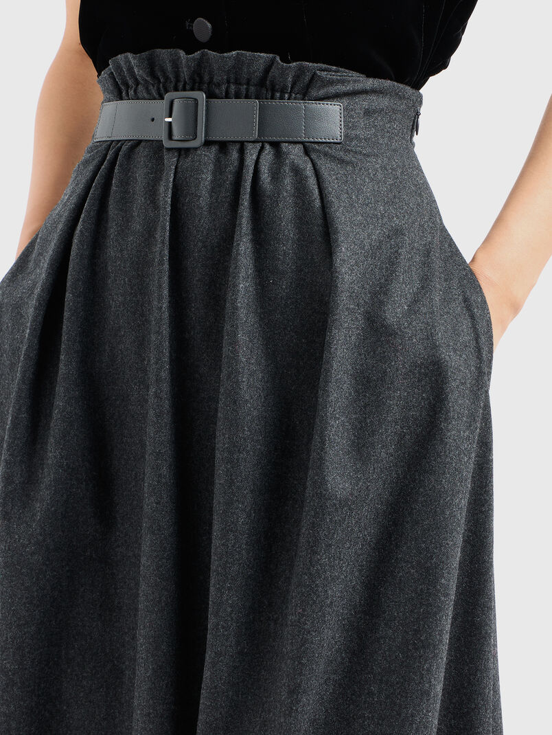 Wool maxi skirt with high waist - 3