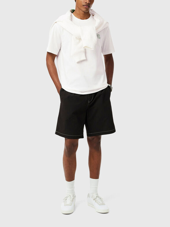 Cotton T-shirt with a contrasting print on the back - 4