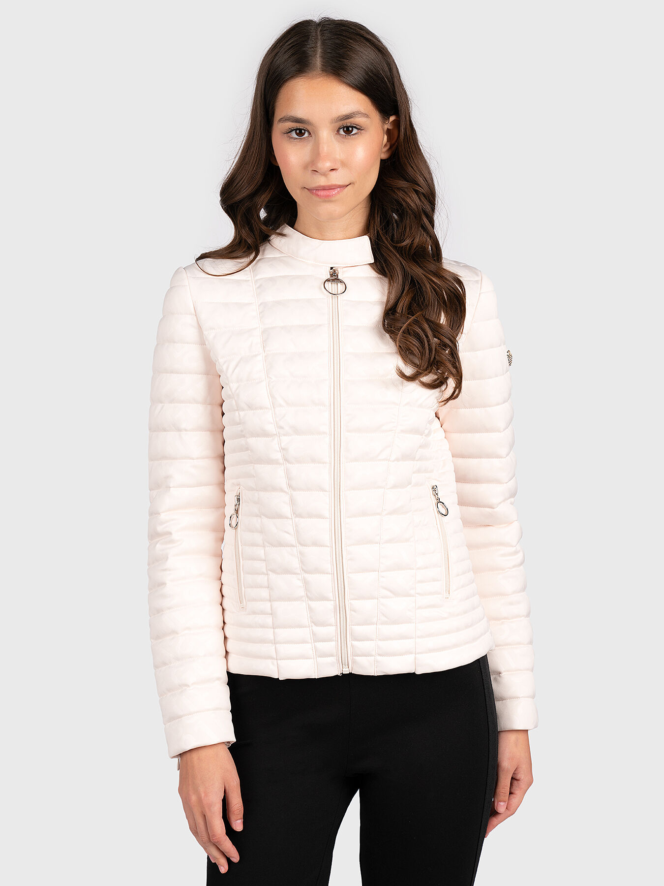Vona guess top