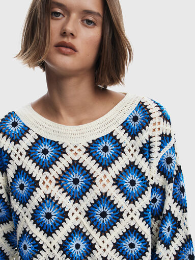 Knitted sweater with wide sleeves - 5