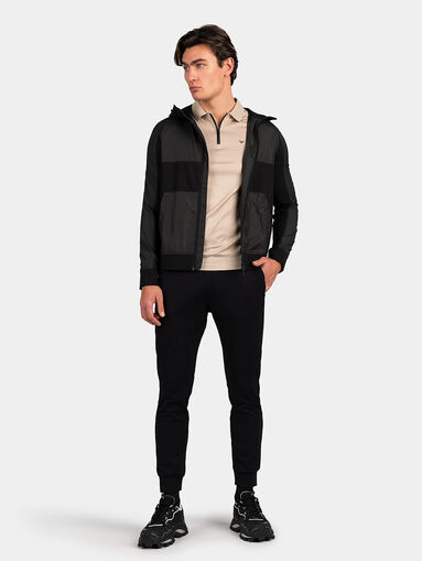 Sports pants with logo patch - 5