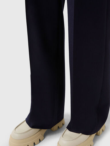ELLA wool trousers with wide legs - 4