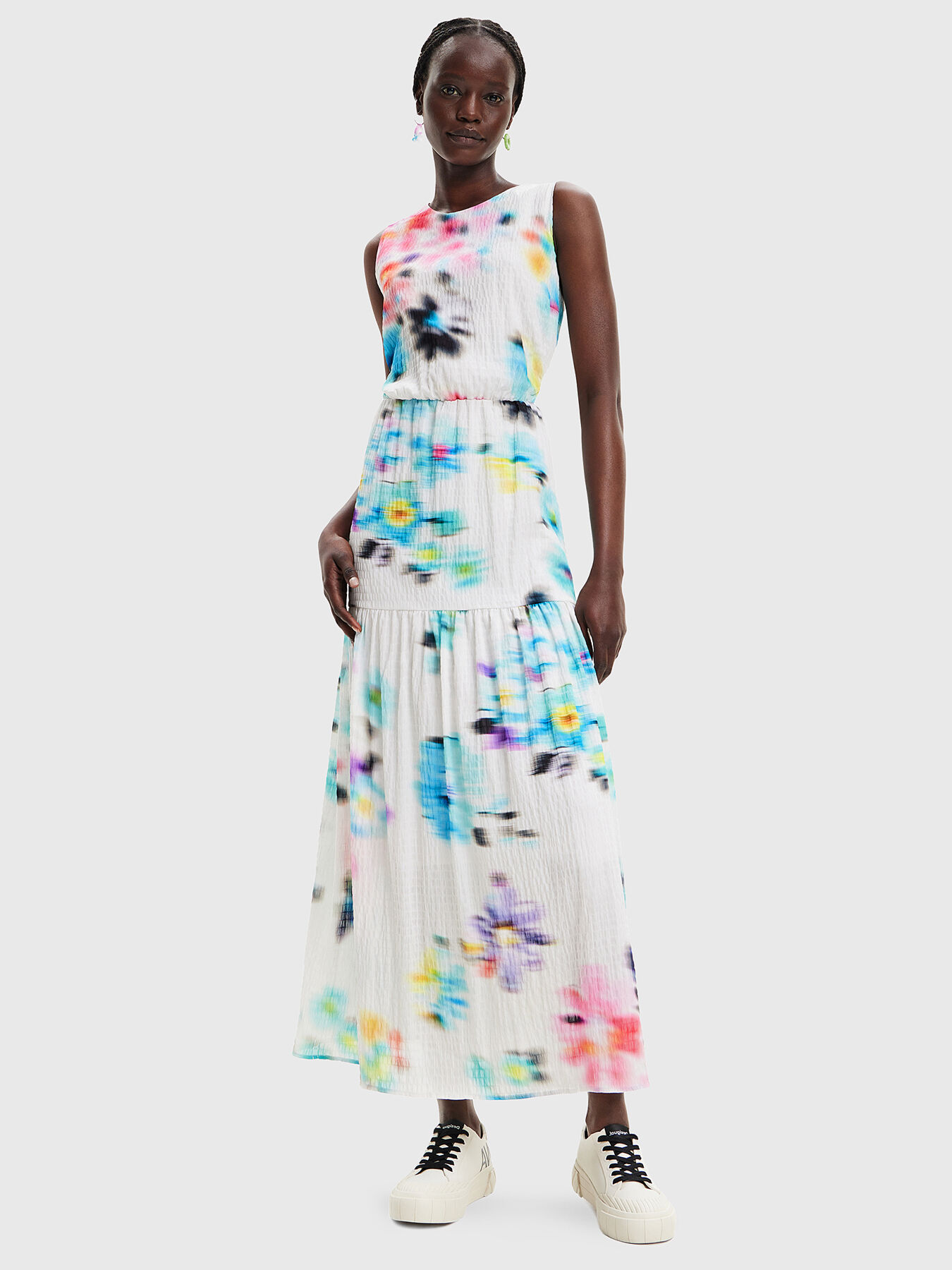 AVINYON maxi dress with print brand DESIGUAL Globalbrandsstore en