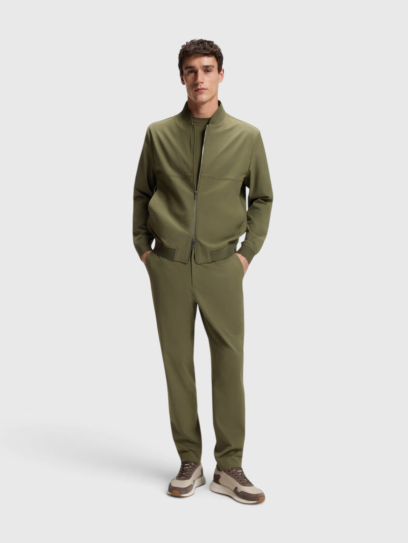 Trousers with an elastic waistband - 3
