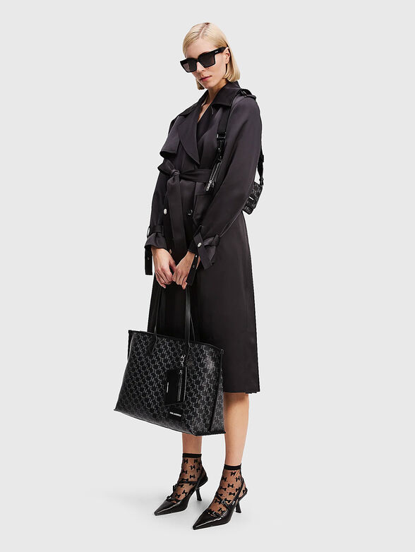 Trench coat with belt at the waist - 2