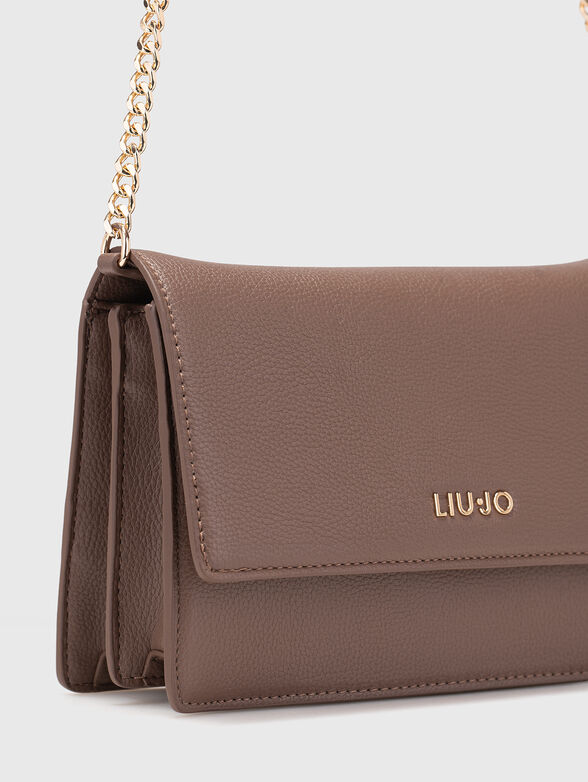 Small crossbody with gold chain strap - 5