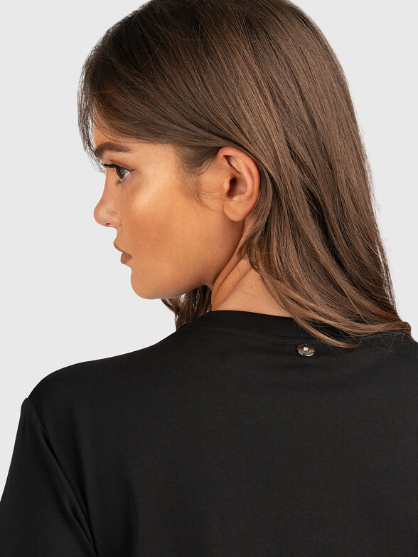 T-shirt with rhinestones - 3