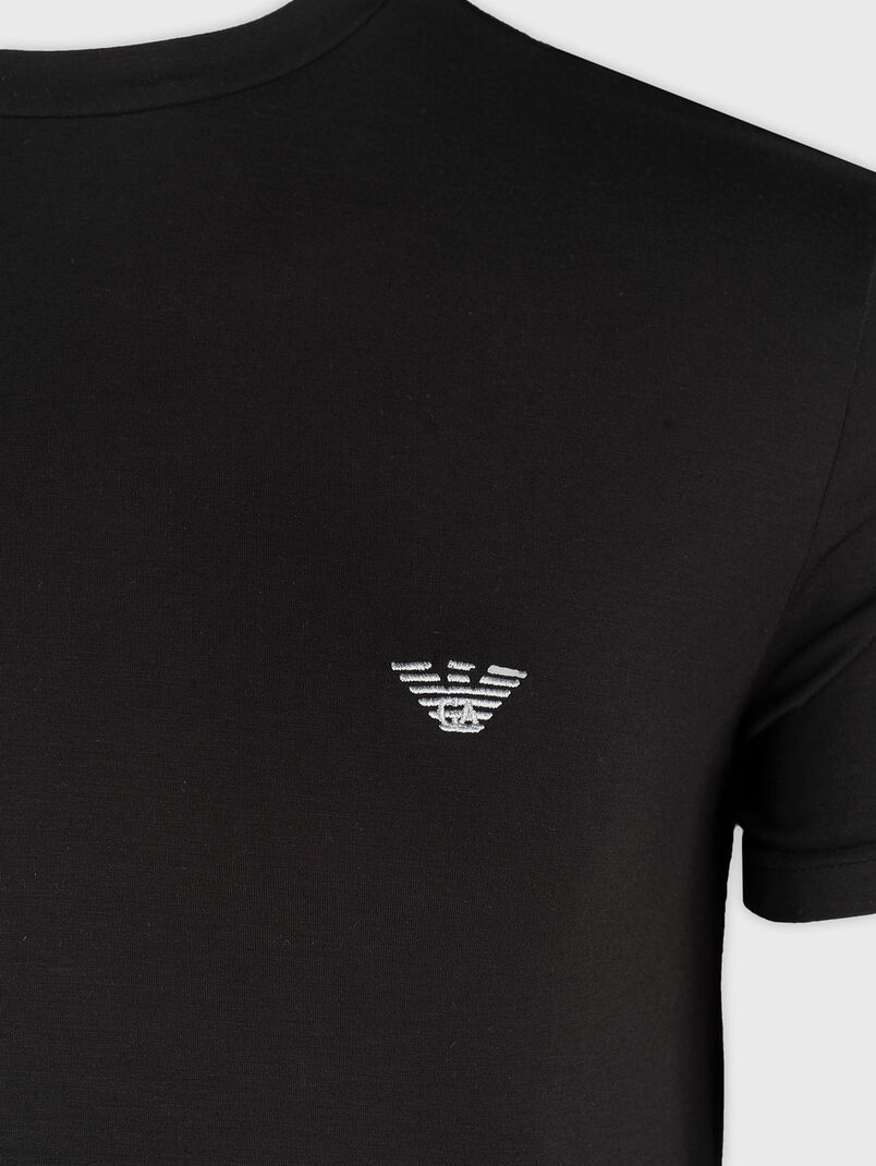 Black T-shirt with oval neckline - 3