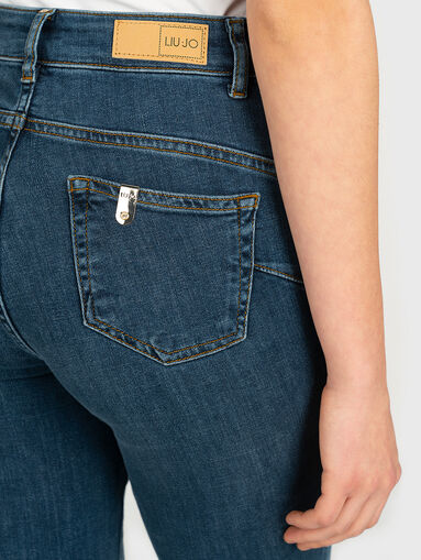 Cropped jeans with high waist - 3