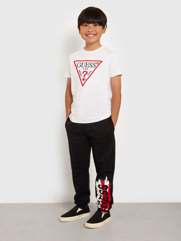 Black T-shirt with triangular logo print - 2