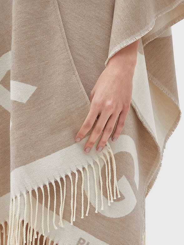 Poncho with monogram logo - 2