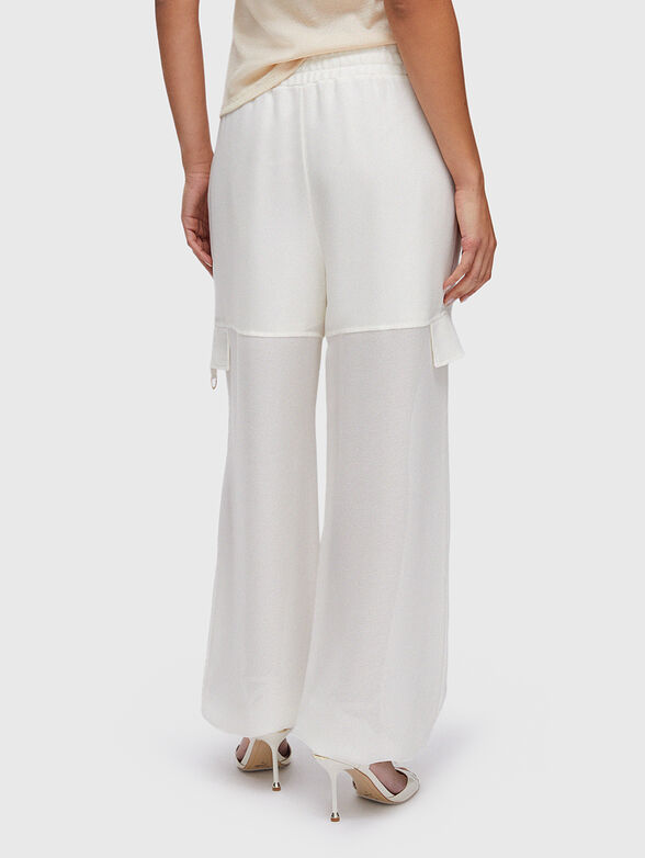 Cargo pants with a mesh texture - 2