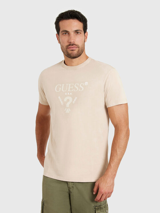 T-shirt in beige colour with triangular logo - 1