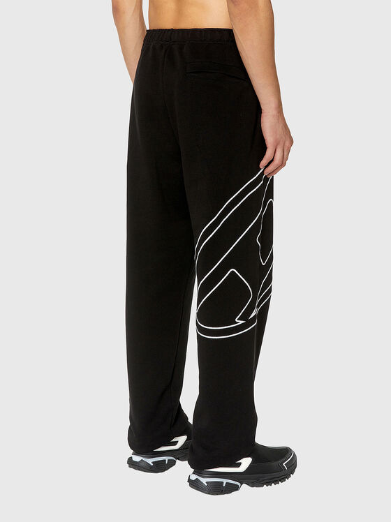 Панталон  с бродирано лого в черно - 2