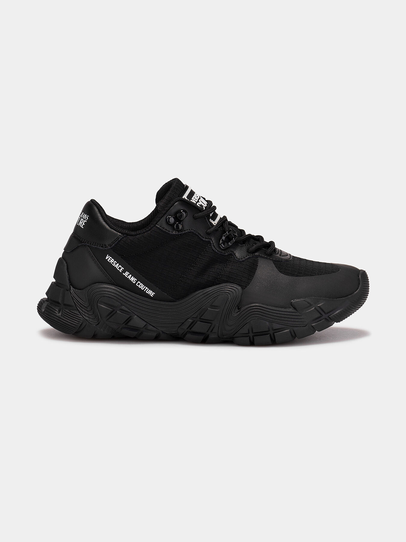 Impulse sneakers store