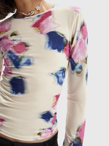 Blouse with floral details  - 4