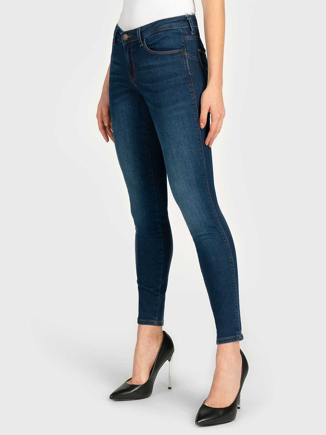Guess shop curve x