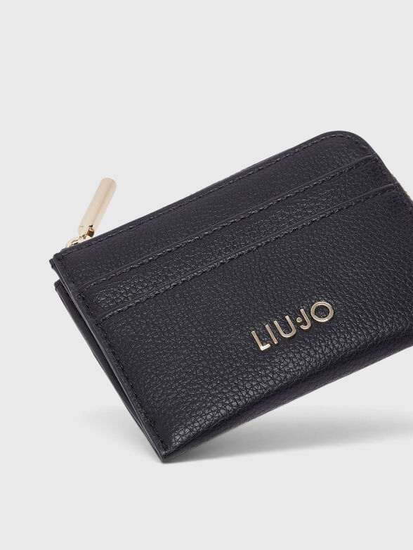 Cardholder with a zip - 3
