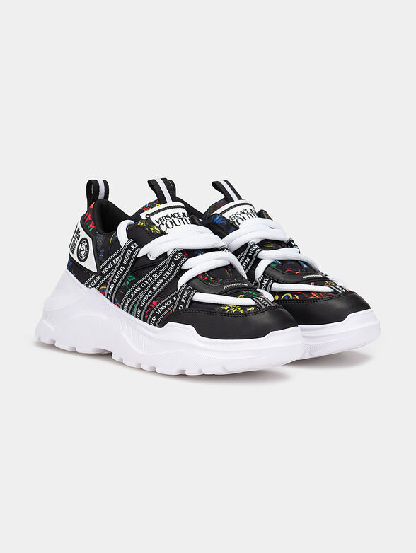 Black sneakers on platform - 2