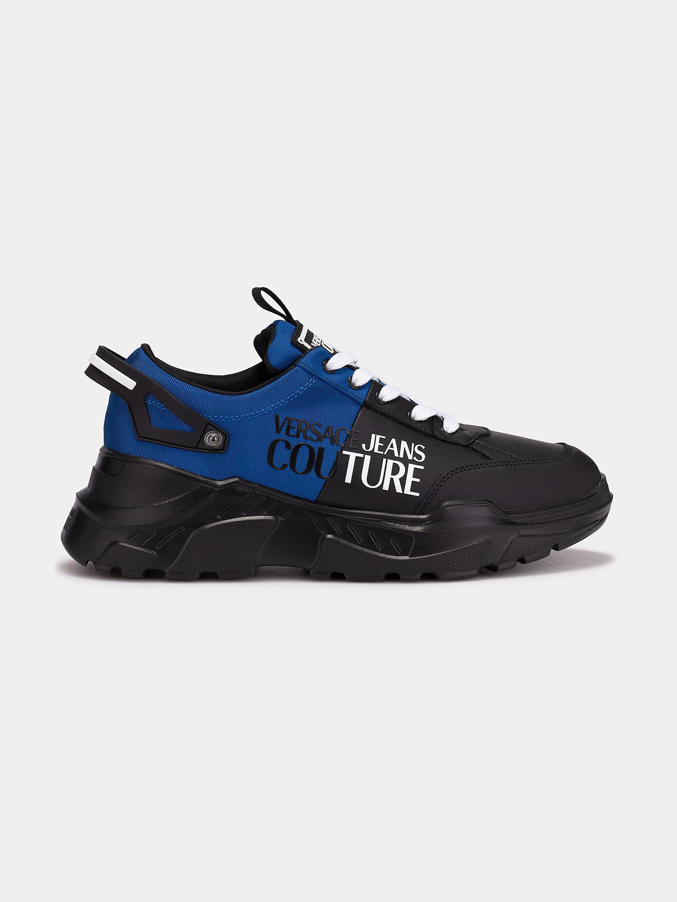 Sneakers with contrasting details brand VERSACE JEANS COUTURE Globalbrandsstore en