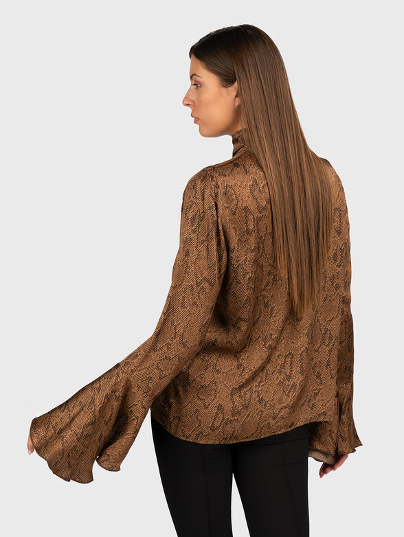 Viscose blouse with accent sleeves - 3