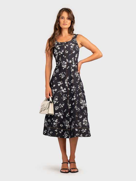 Дънкова рокля с флорален принт - 1