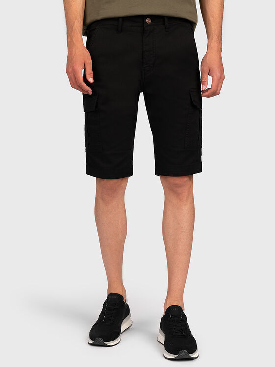 Къси панталони BEN в черен цвят - 1