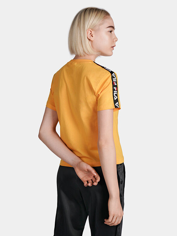 ADALMIINA Tee in yellow color - 3
