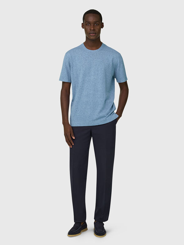 Light blue T-shirt made of a linen blend  - 2