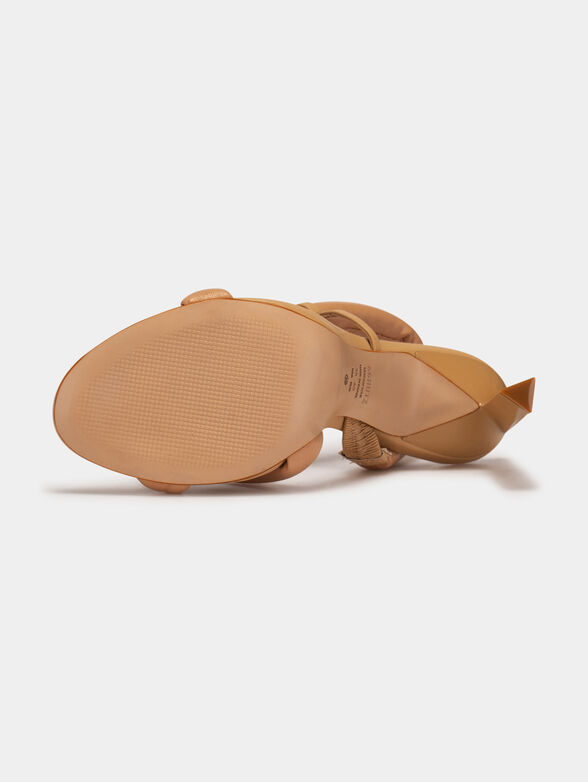 Sandals in beige color - 5