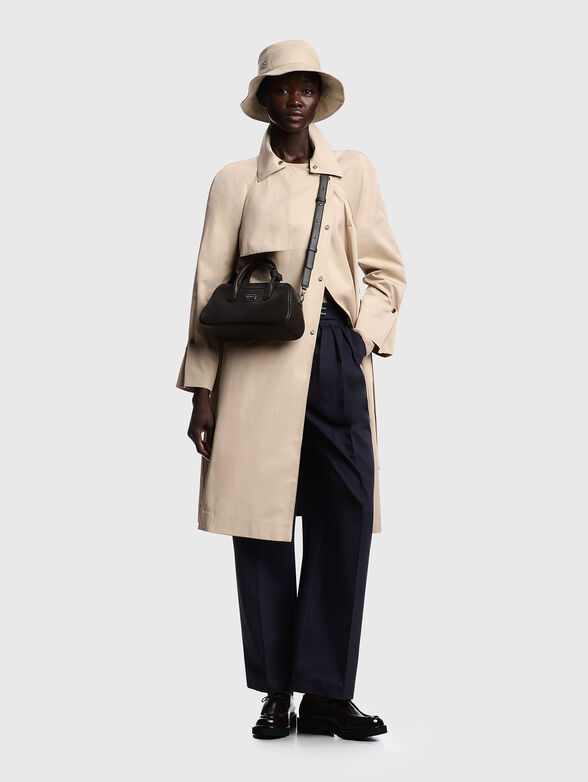 Waist-cinching coat - 2