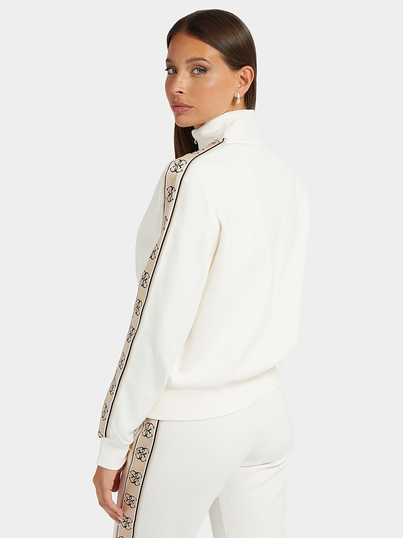 BRITNEY sweatshirt brand GUESS — Globalbrandsstore.com/en