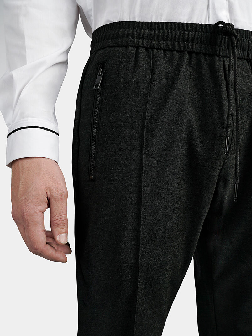 Grey pants with elastic waistband - 3