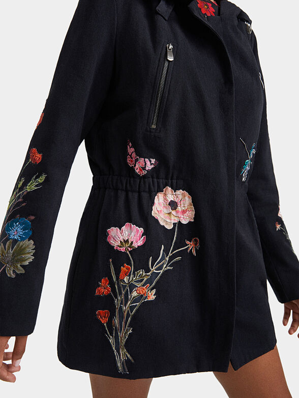 Parka with hood - 5
