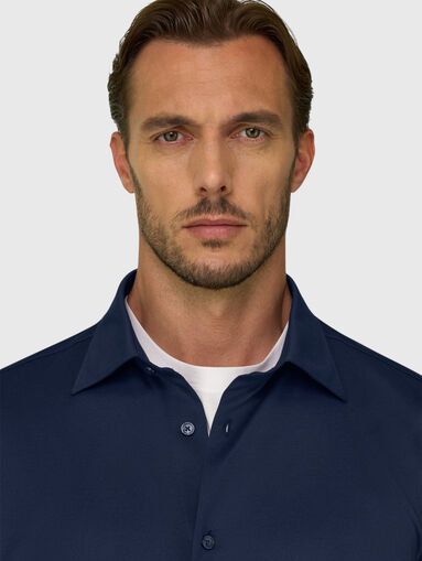 Dark blue shirt - 4