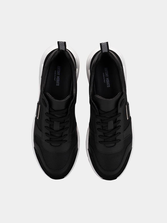 Black sneakers with metal logo detail - 6