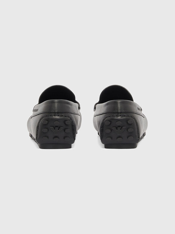Leather moccasins with a saffiano effect - 3